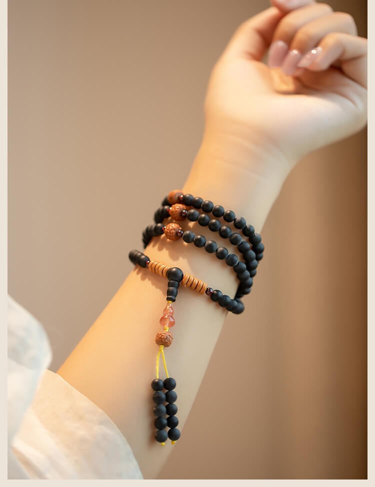 《Emptiness Released》 Natural Medicinal Amber Buddhist Prayer Beads Bracelet with 108 Beads