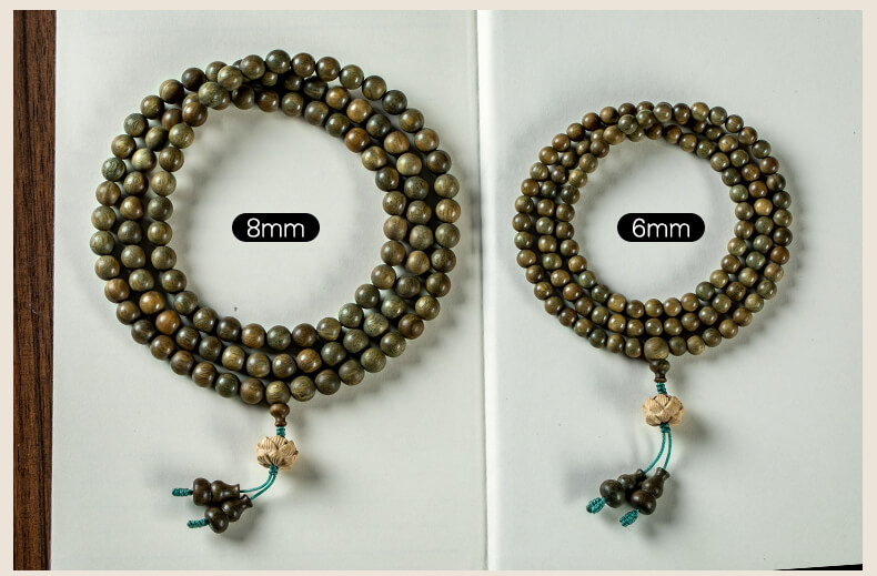 《Graceful Countenance》 Green Sandalwood 108-Bead Good Luck Buddhist Prayer Beads for Men and Women