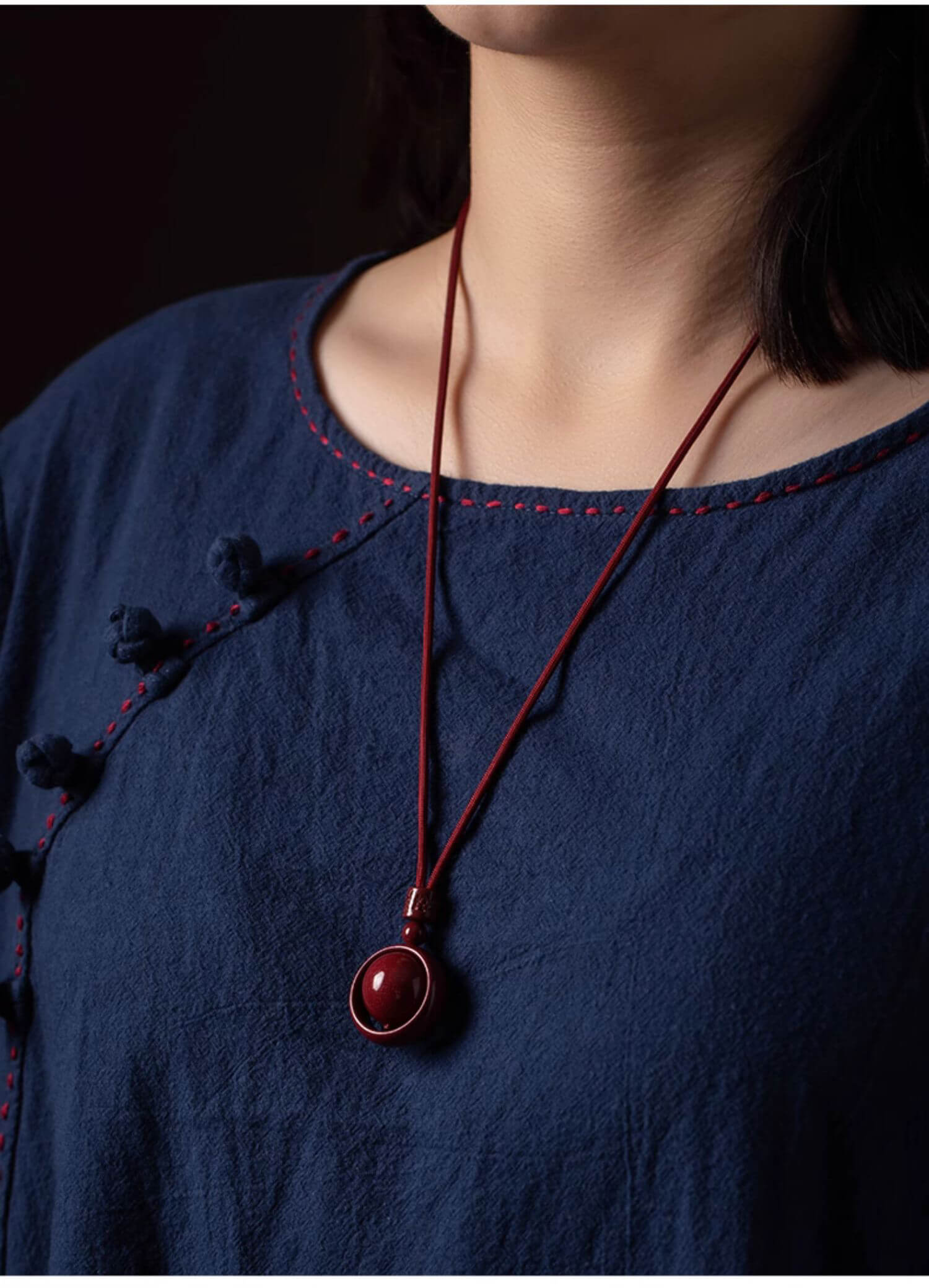 《True Heart》 Unisex Vermilion Pendant Beaded Necklace