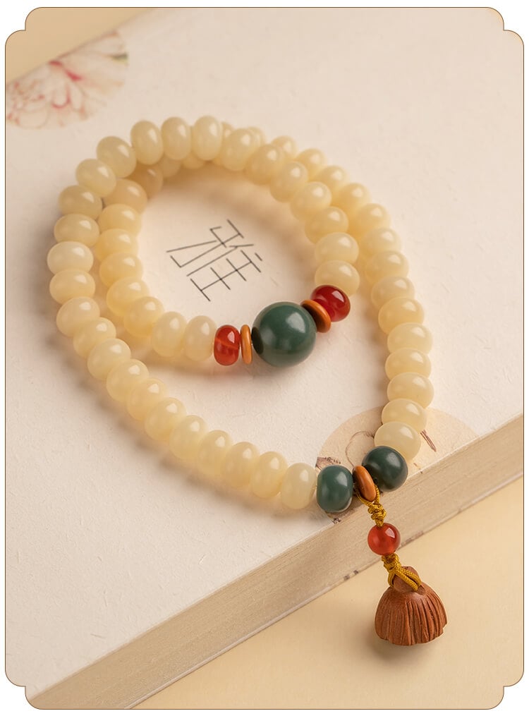 《Gentle as Jade》 Creamy Yellow Jade Bodhi Root Bracelet