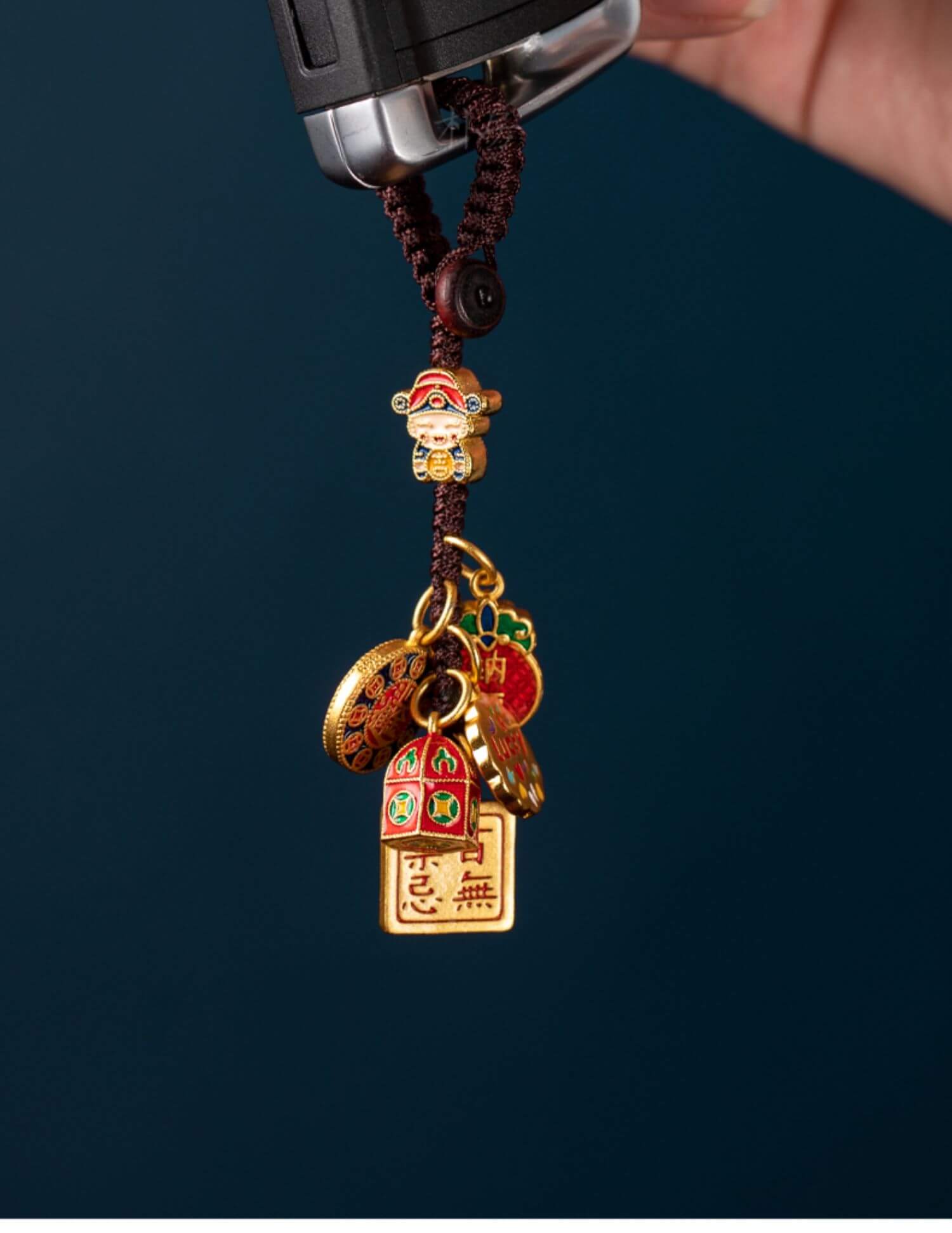 Wealth-Inviting Pixiu~Ancient-style Gold God of Wealth Pixiu Keychain Pendant