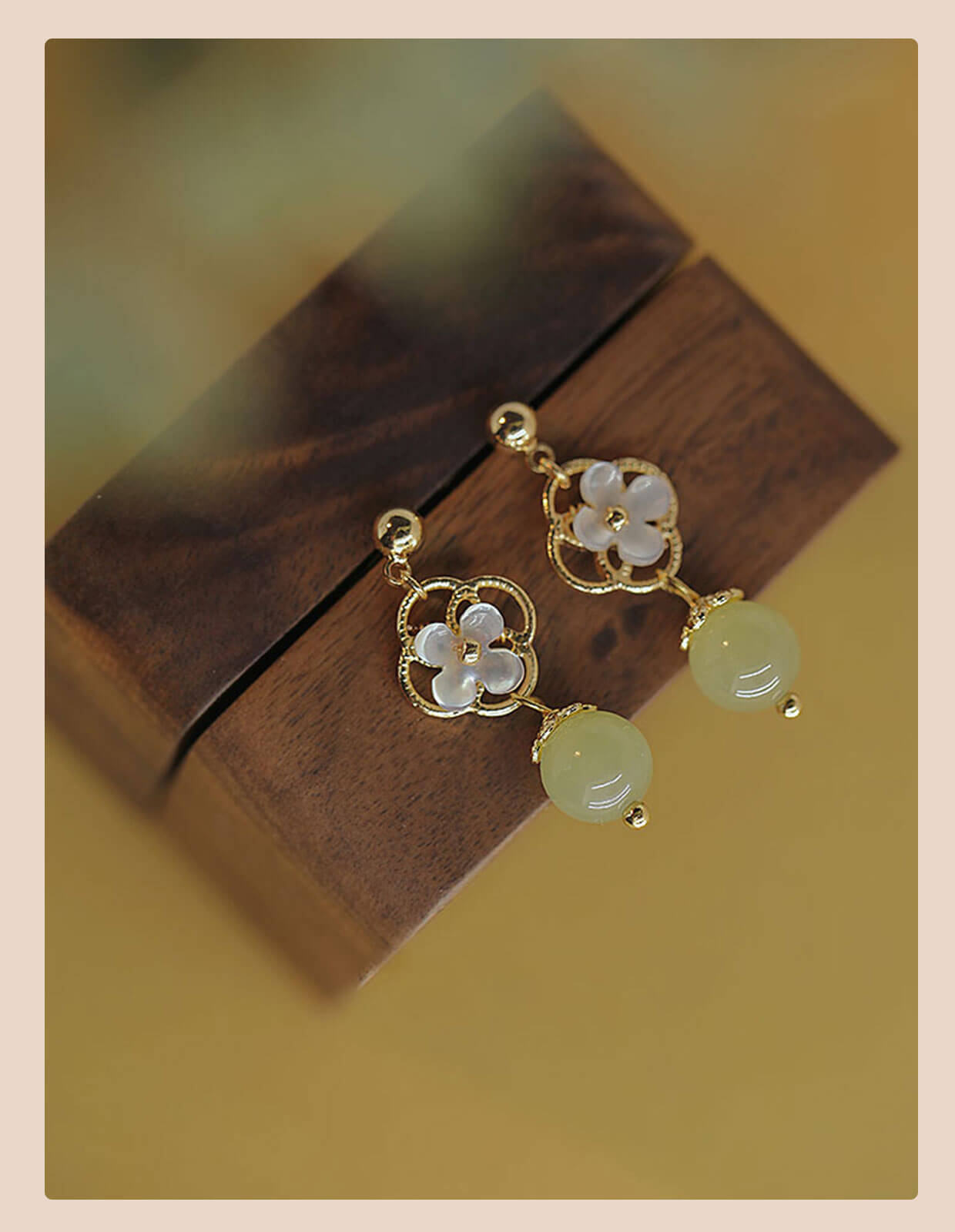 《Full Bloom》 Small Orchid Hetian Jade Earrings