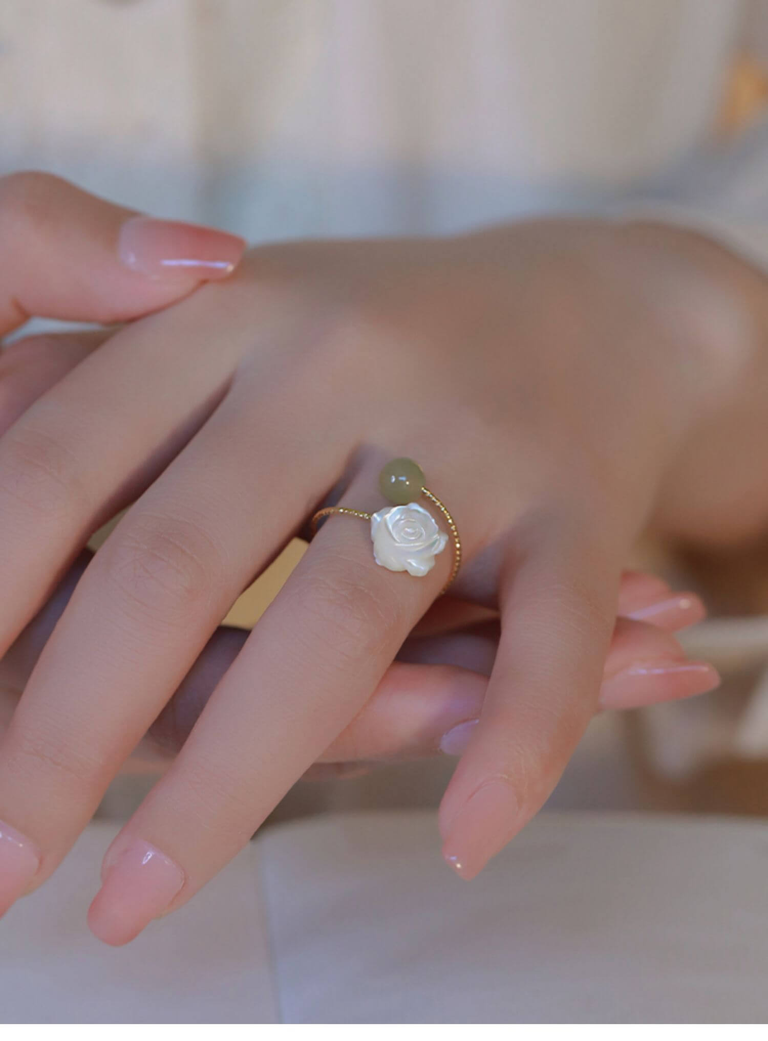 White Mother-of-Pearl Rose Natural Jade Ring with High-end Feel