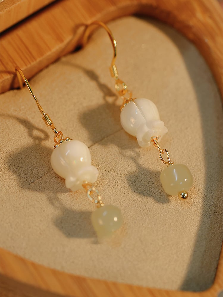 《Cool Autumn Breeze》New Chinese-style Natural Magnolia Bell Flower Earrings