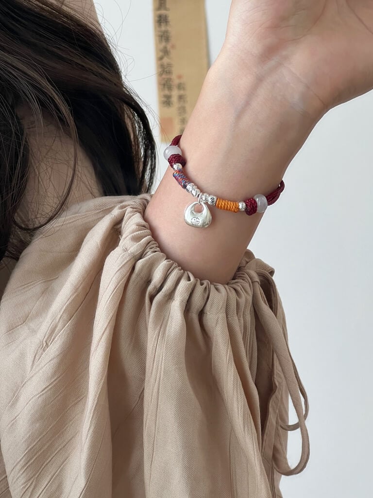 《Little Fortune》 Solid 999 Silver Dragon Year Red Rope Bracelet for Zodiac Year