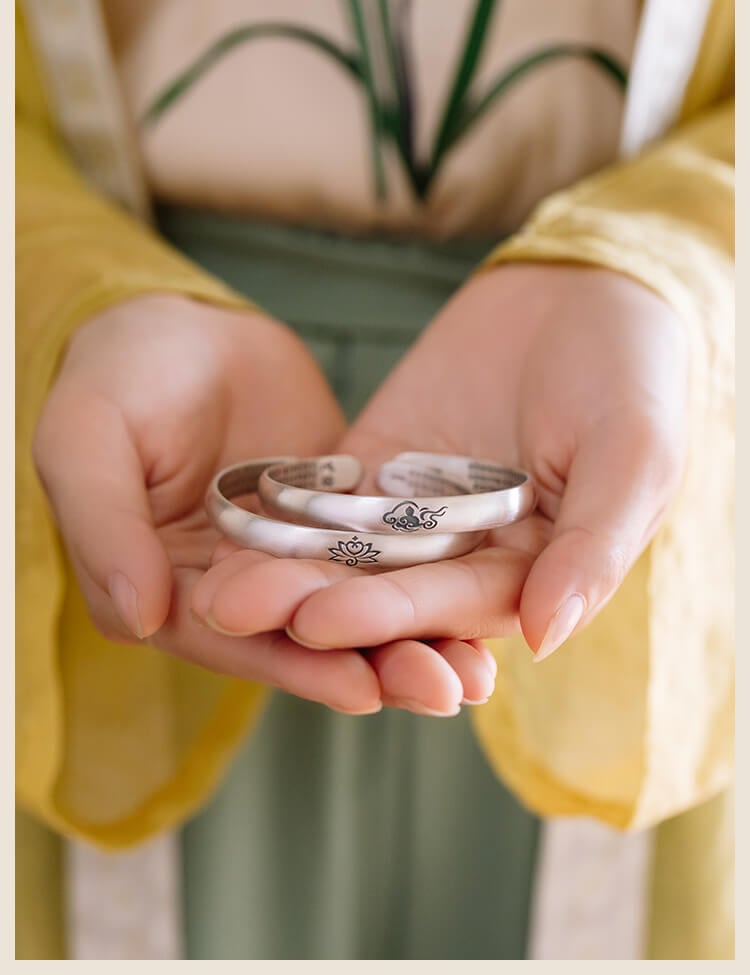 《Heart Sutra》 999 Silver Ethnic Style Lotus Heart Sutra Bracelet