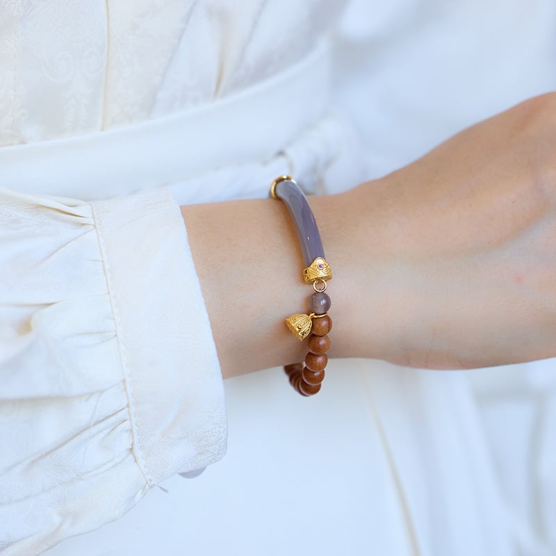 《The Scent of Half a Lifetime》New Chinese-style Milky Barbie Sandalwood Bracelet