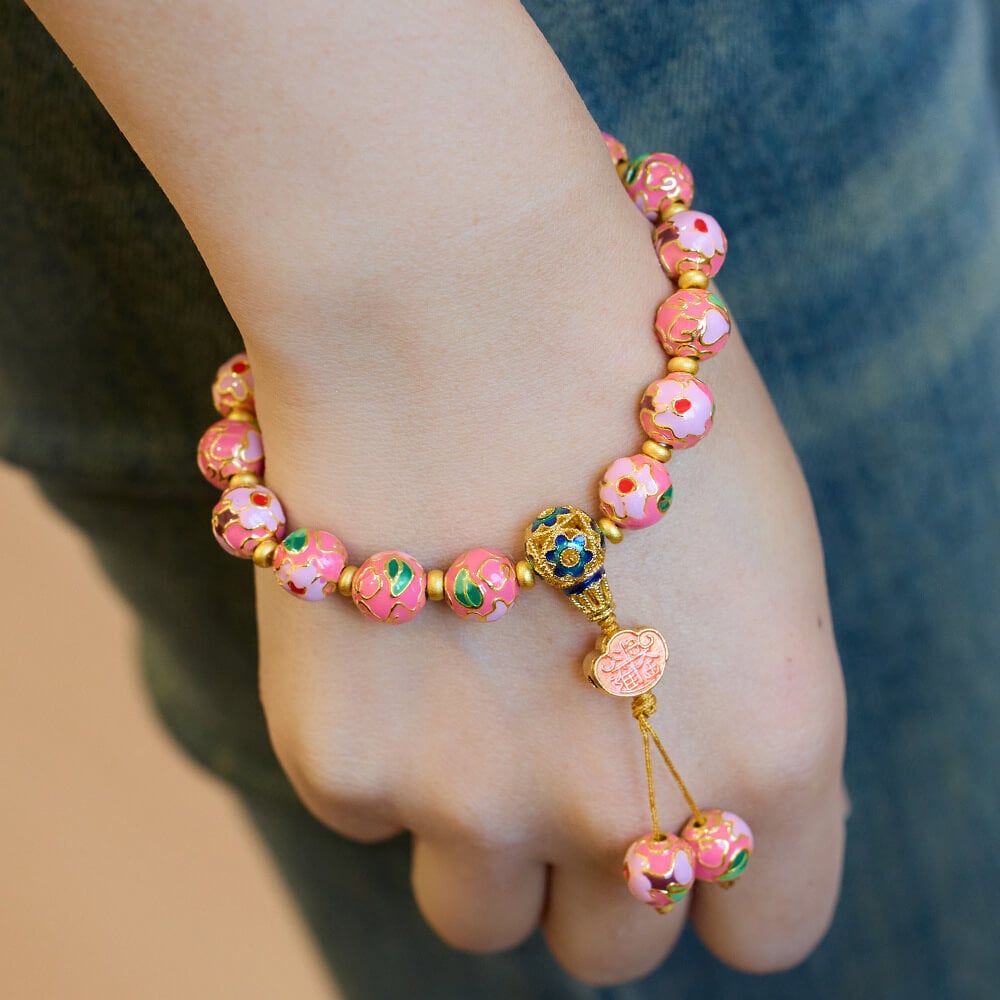 《The Blossom》 Rosy Glow, Fragrant Gray Porcelain, Daily Increment of Gold Peach Blossom Bracelet