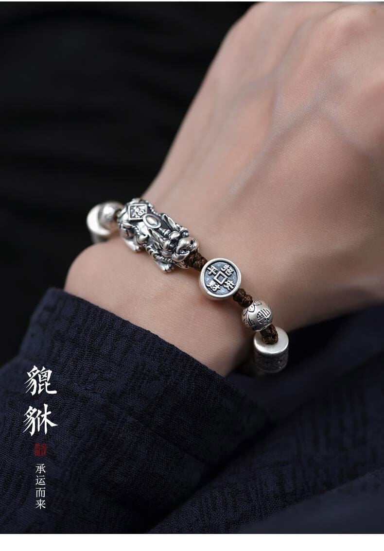 《Wealth and Peace》 999 Silver Unisex Pixiu Lucky Bracelet