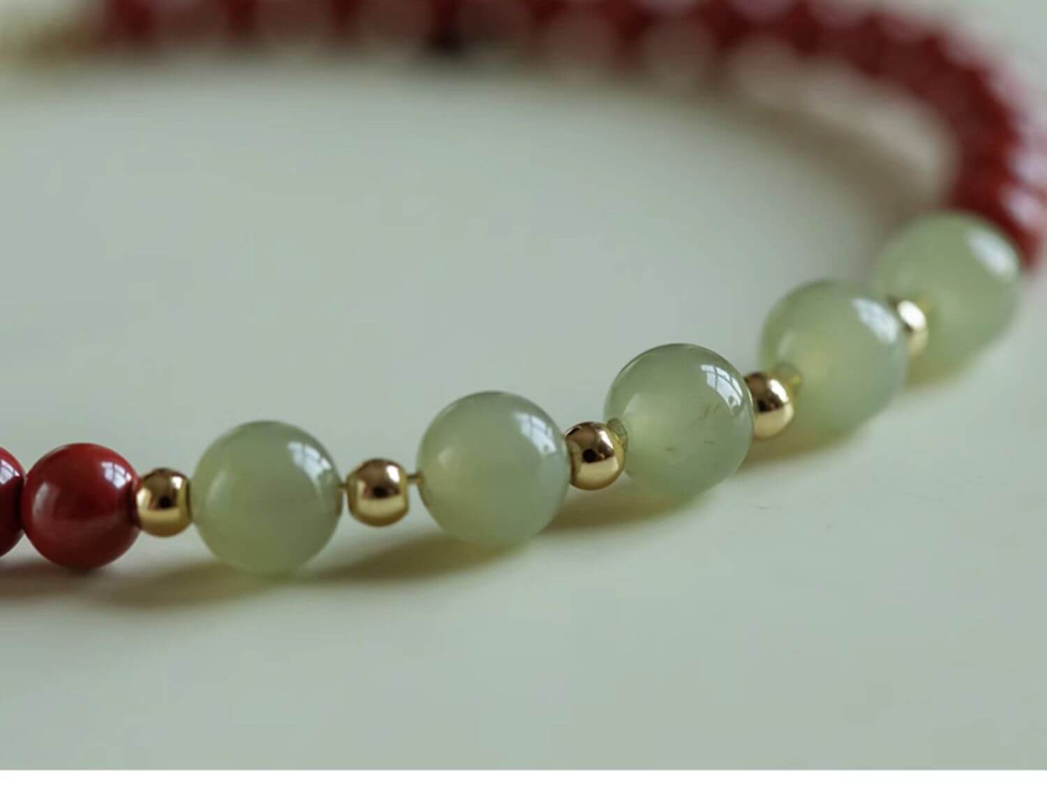 《Enchanting Gaze》 Traditional Style Purple Gold Sand and Hetian Jade Bracelet