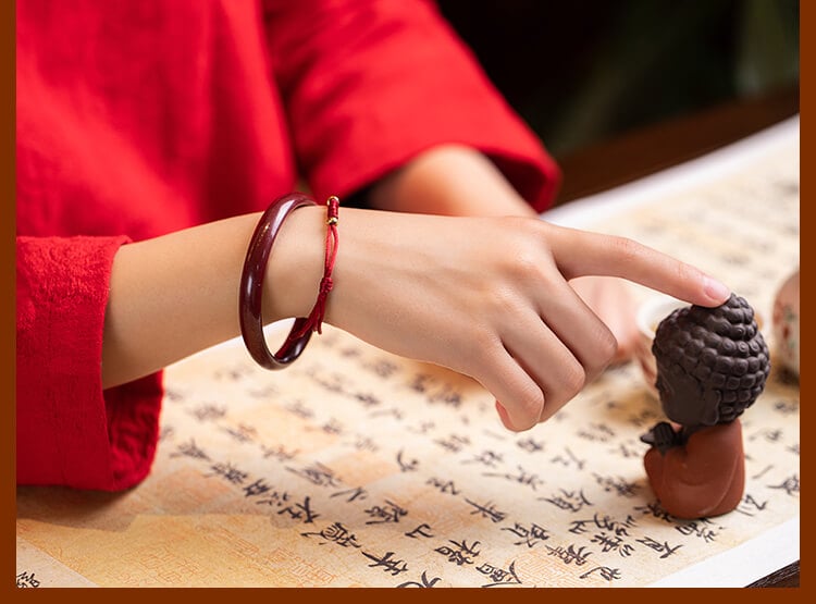 《The Heart Sutra》 Natural Red Cinnabar Good Luck Heart Sutra Bracelet