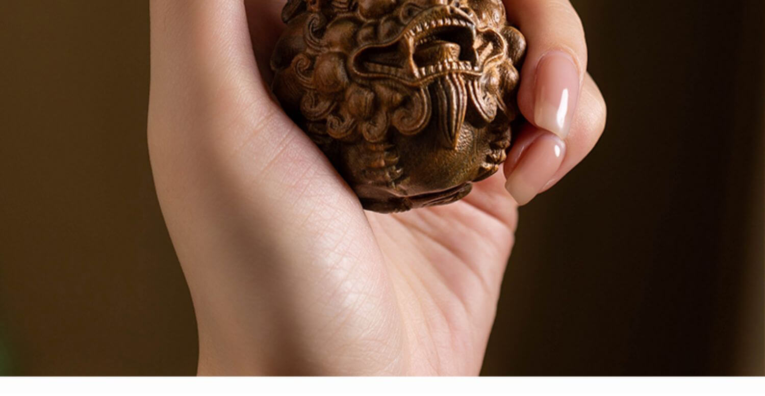 Green Sandalwood Pixiu Health Ball Carved Wooden Stress Relief Playpiece