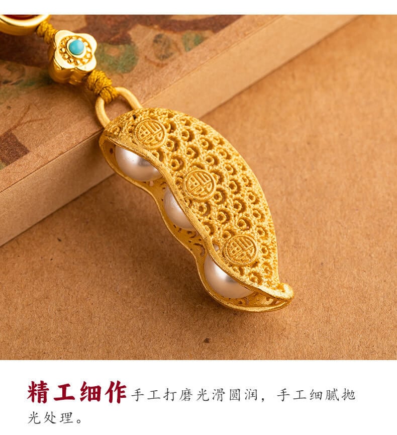 Many Blessings Pea - Brass and gold-plated string bean dressing keychain