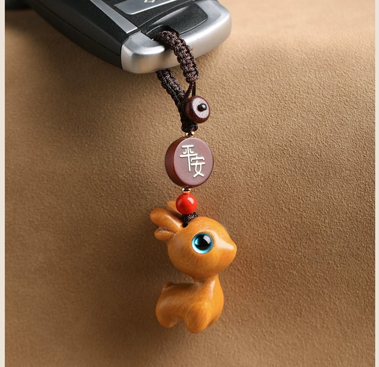 Free today《One Deer is Safe》 Sandalwood Deer Keychain Car Pendant