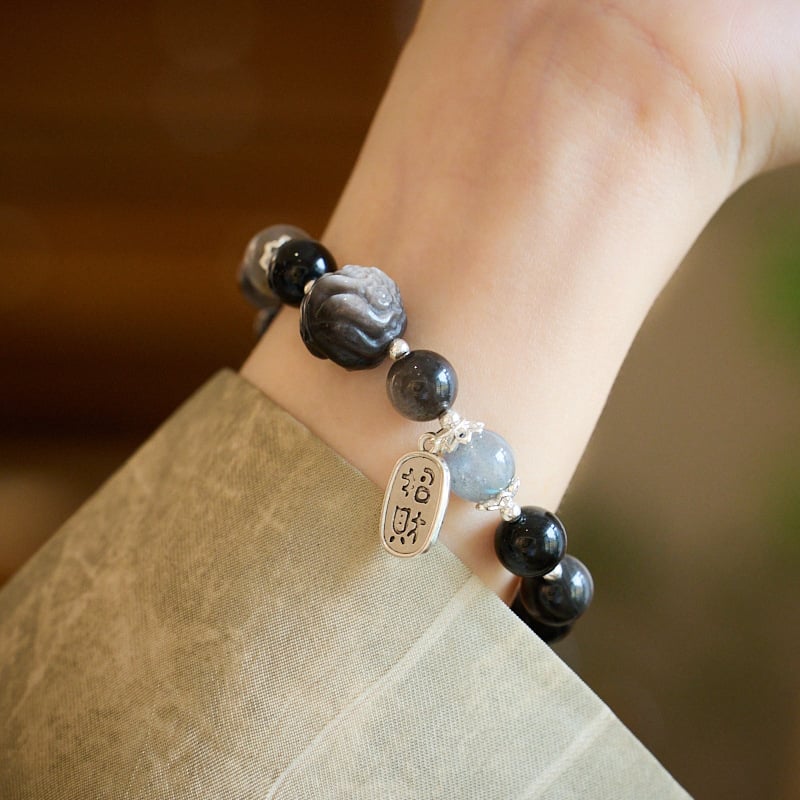 《Nine-tailed Fox》 natural obsidian good luck phoenix moonlight stone bracelet