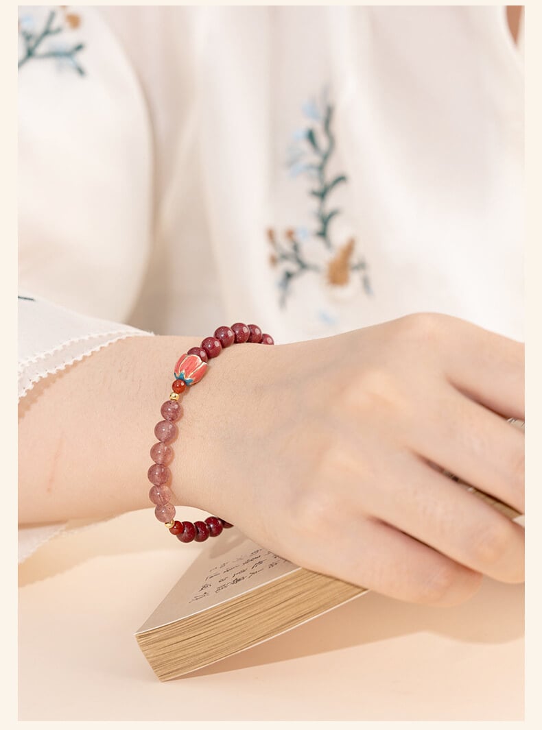 《Happy Flowers Bloom》 Natural Cinnabar Peach Blossom Strawberry Crystal Beaded Bracelet