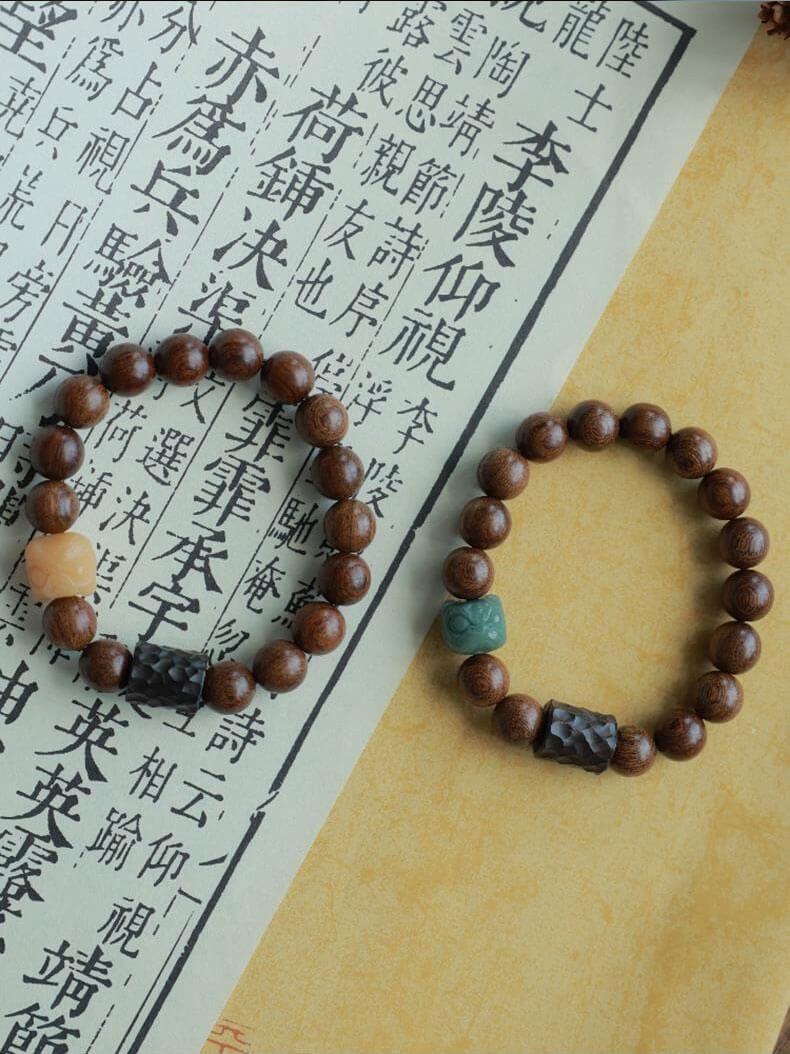 《Awakening Lion》 Ebony Wood Bracelet Playing Bracelet