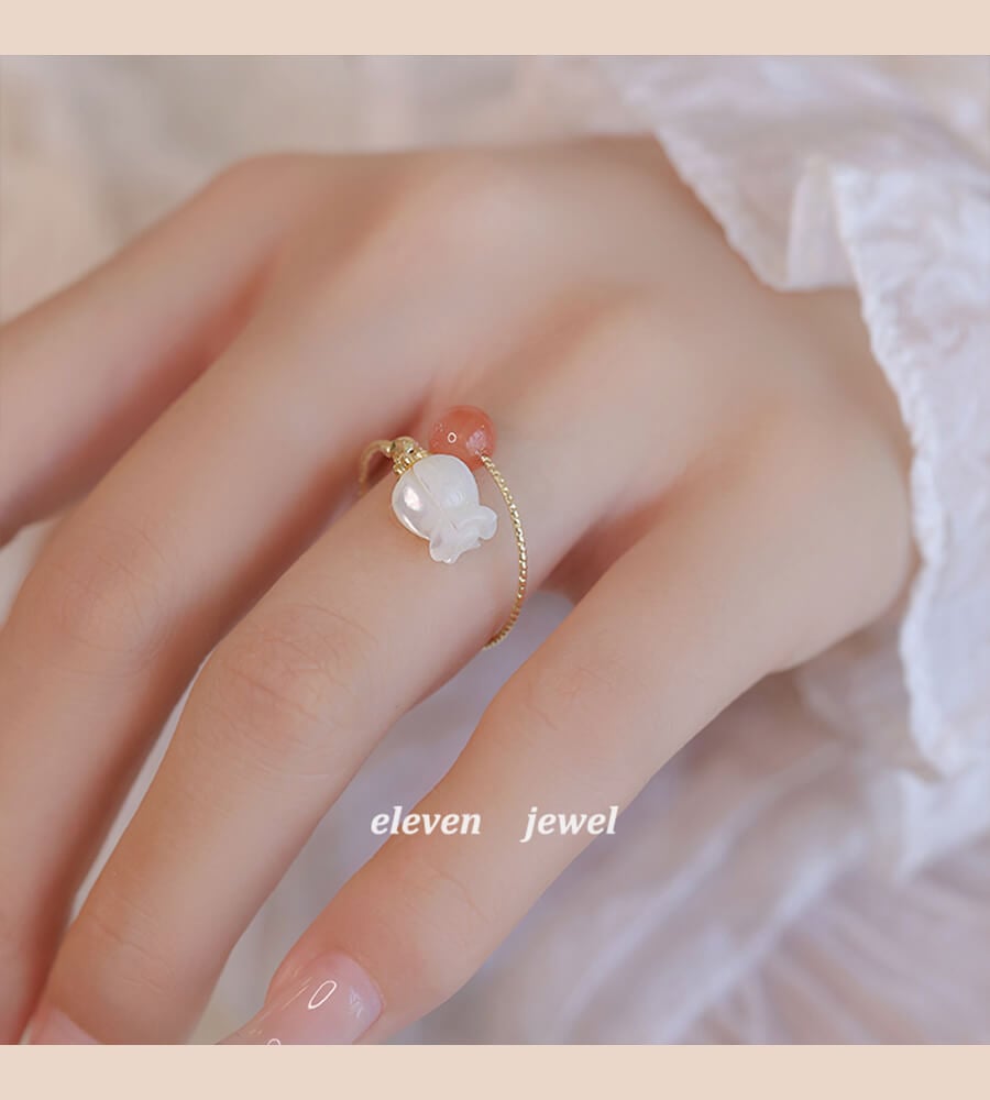 《Flower Knows》 Lily of the Valley Southern Red Agate Ring