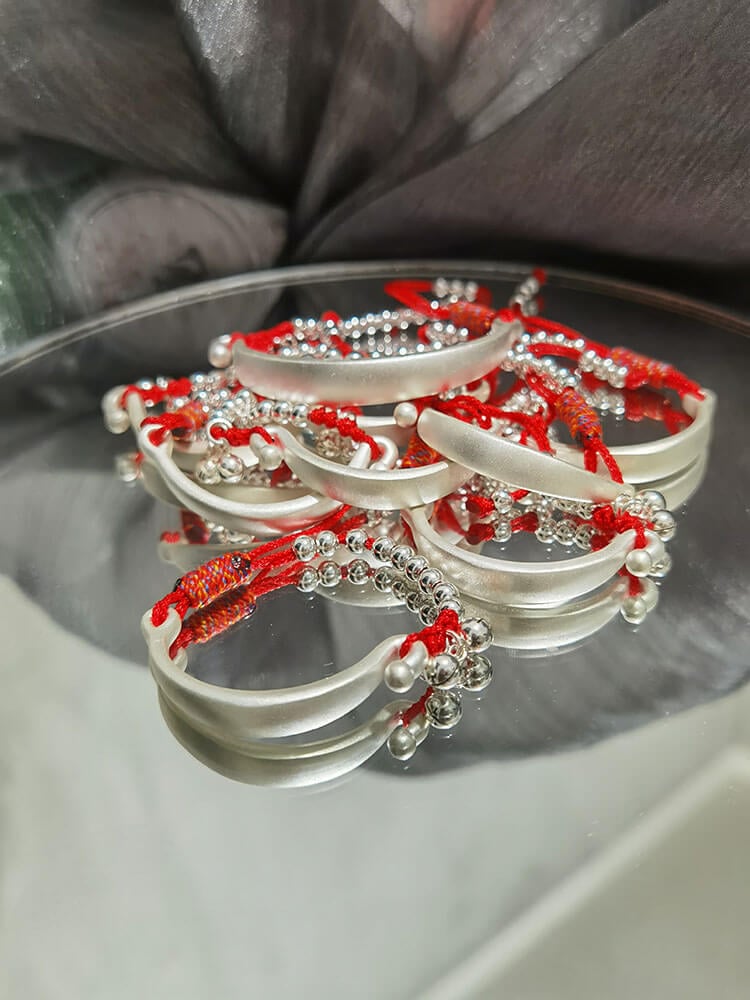 《Palace Bell》 999 Pure Silver Baby Style Bell Red String Bracelet